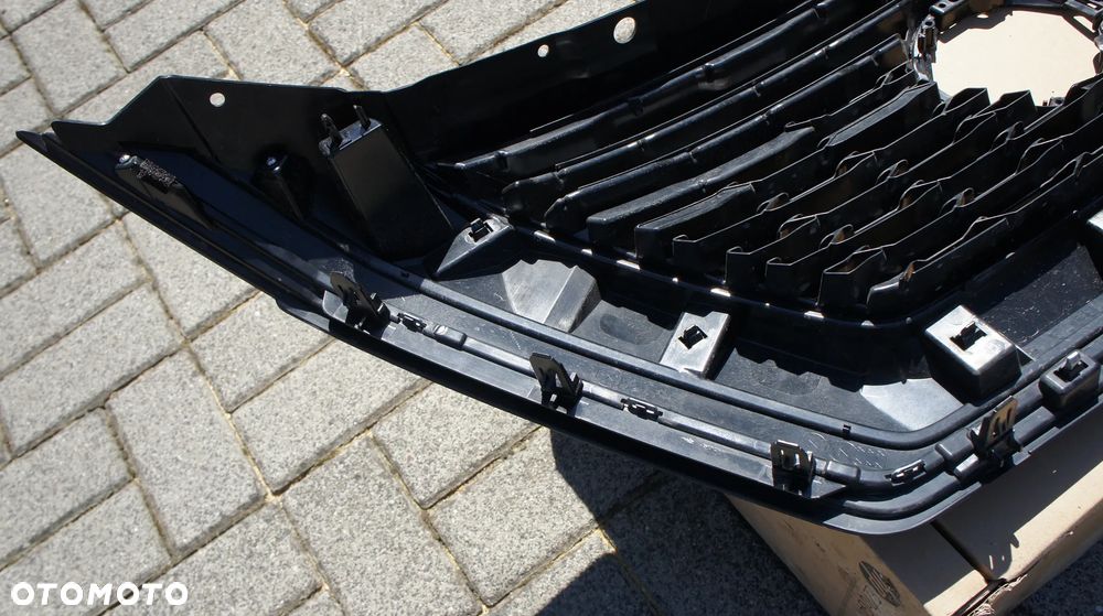 ATRAPA GRILL NISSAN X-TRAIL X TRAIL T33 - 8