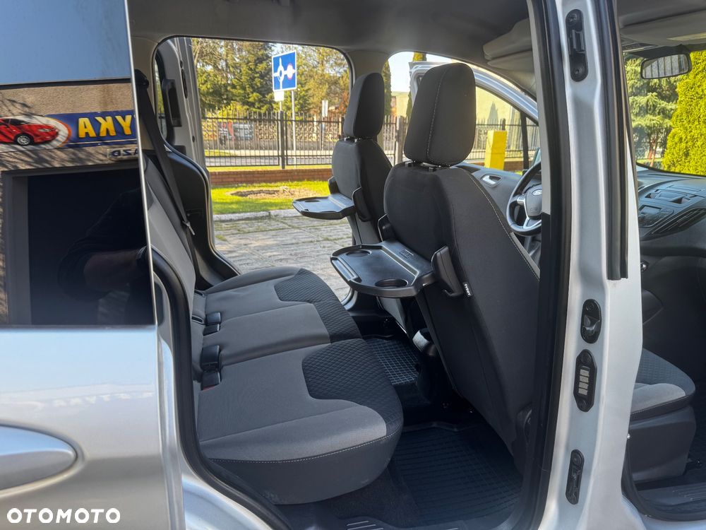 Ford Tourneo Courier 1.0 EcoBoost S&S Ambiente - 10