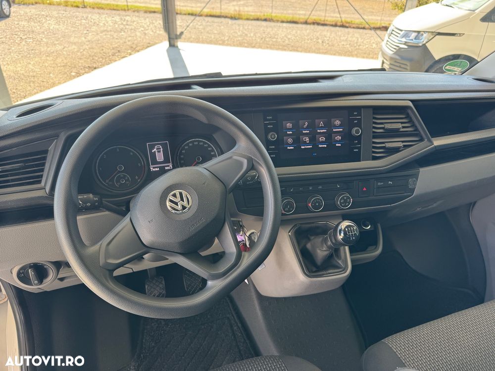 Volkswagen Transporter - 4