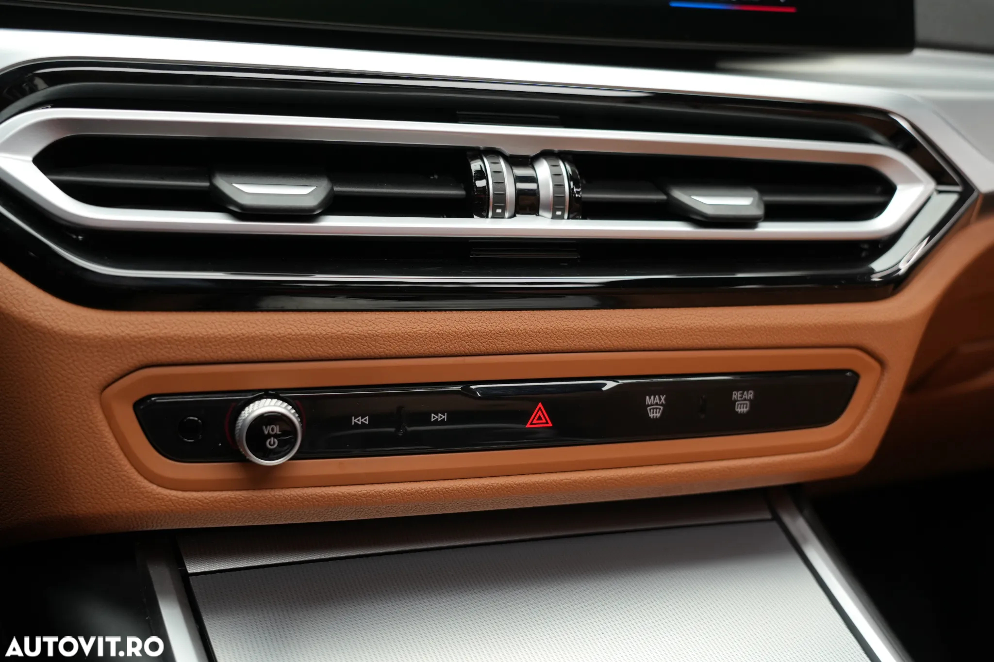 BMW Seria 3 318d Touring Aut. M Sport - 31