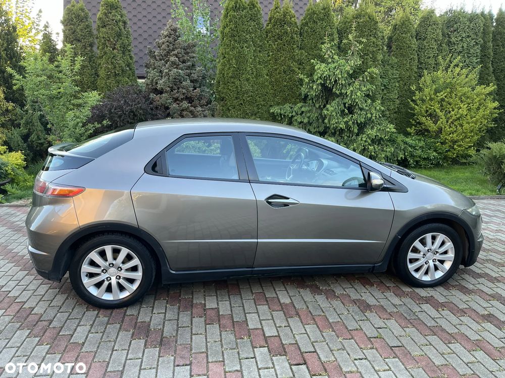 Honda Civic 1.8i-VTEC Sport - 1