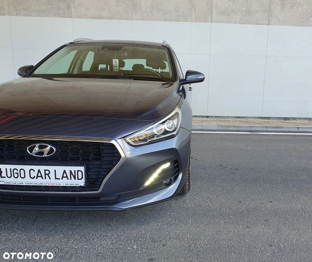 Hyundai i30 1.4 T-GDI DCT Premium - 10
