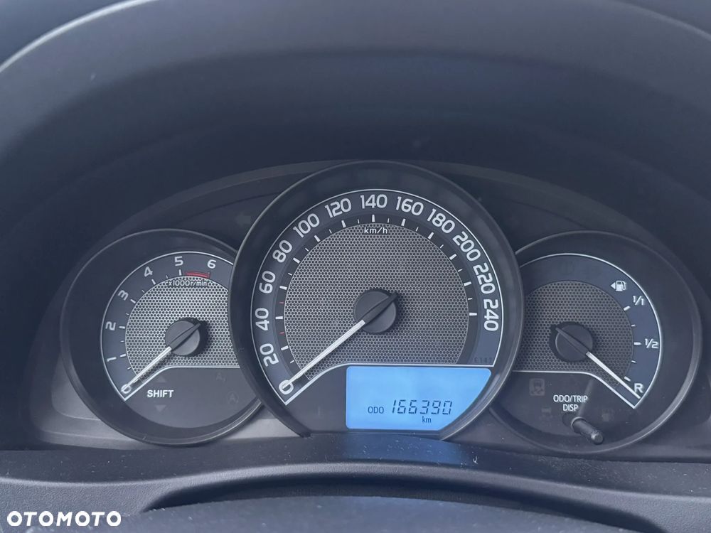 Toyota Auris 1.4 D-4D Active - 23