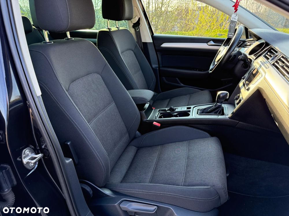 Volkswagen Passat 2.0 TDI SCR DSG Highline - 14