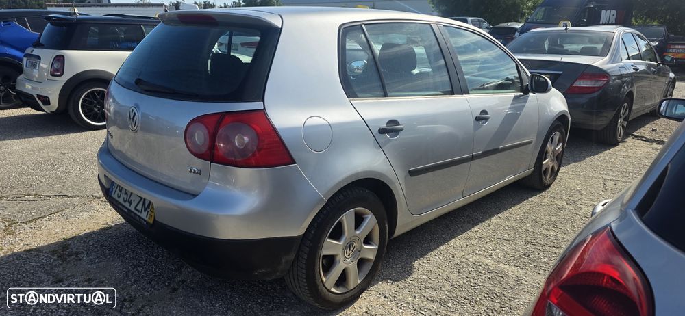 VW Golf 1.9 TDi 25 Anos Aut. - 6