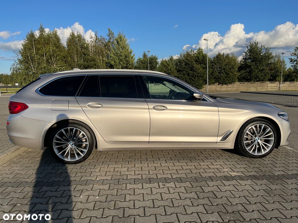 BMW Seria 5 540i xDrive GPF Luxury Line - 6