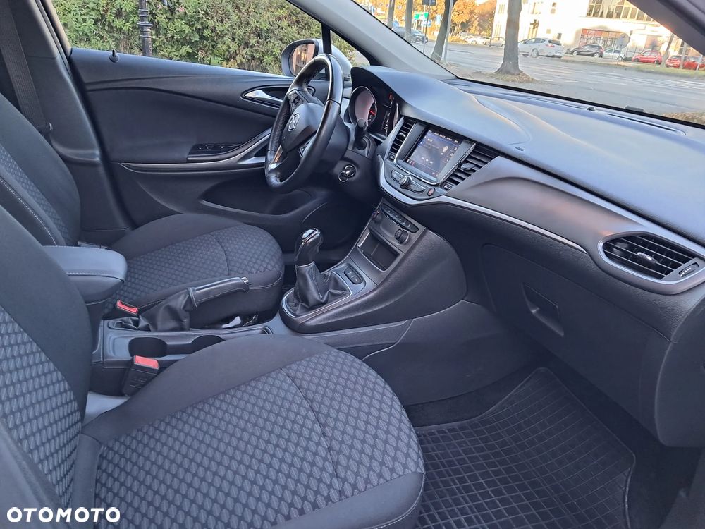 Opel Astra - 10