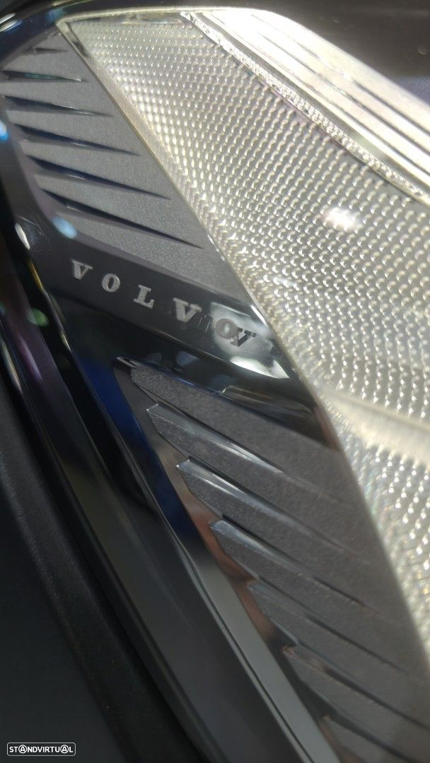 Volvo XC 60 2.0 T8 PHEV Momentum Plus AWD - 18