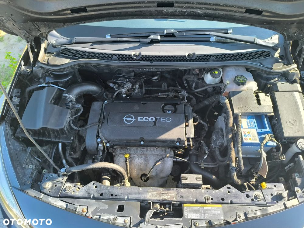 Opel Astra 1.6 Sport - 17