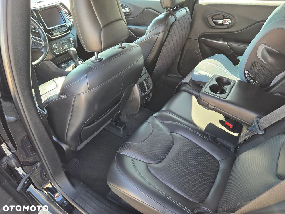 Jeep Cherokee 2.0 GME Active Drive I Limited - 16