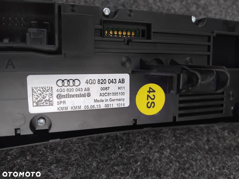 Panel sterowania 4G0 820 043 AB - 2