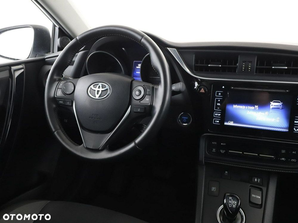 Toyota Auris Hybrid 135 Comfort - 17