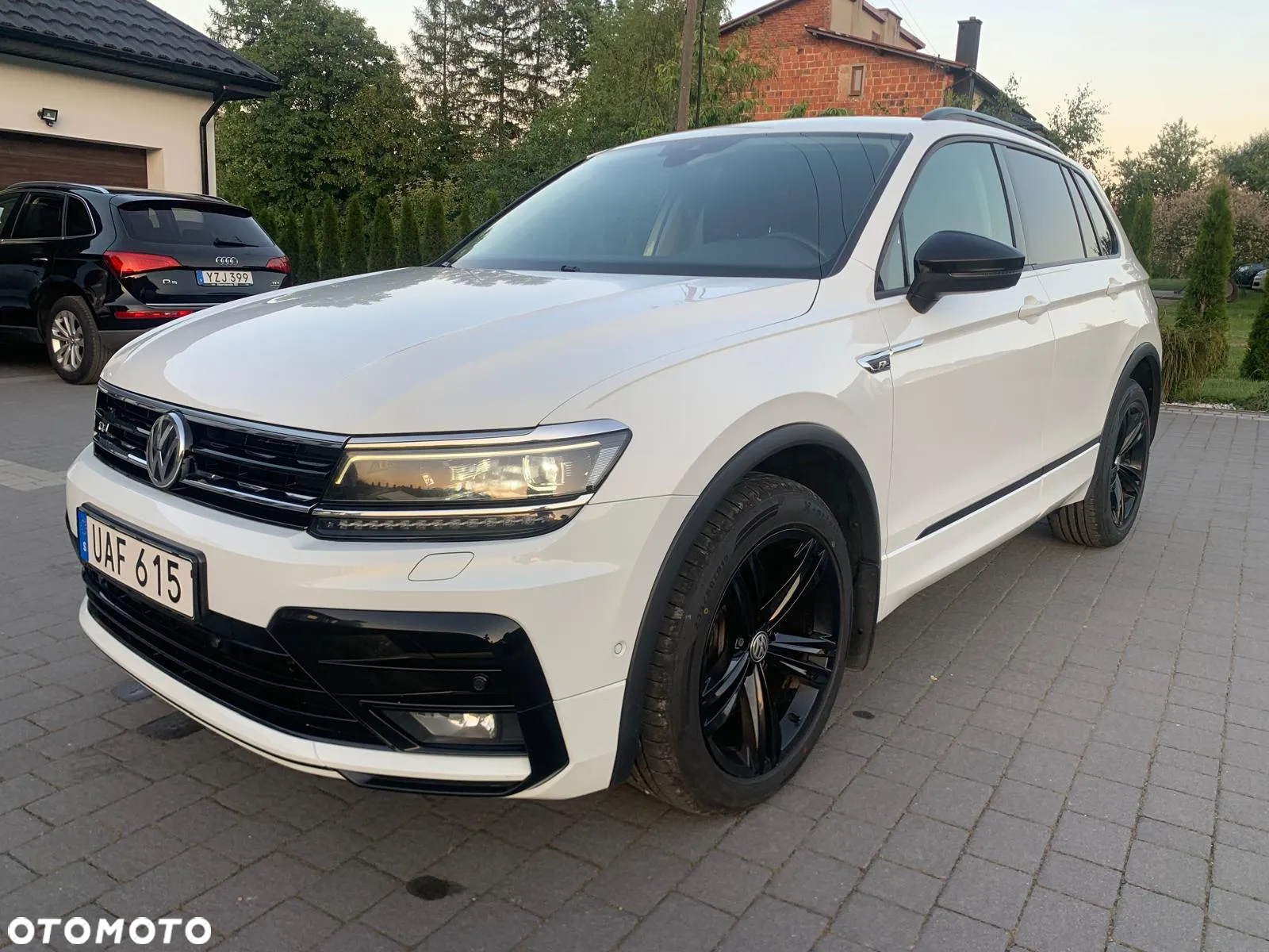 Volkswagen Tiguan 2.0 TDI SCR 4MOTION DSG Highline - 11