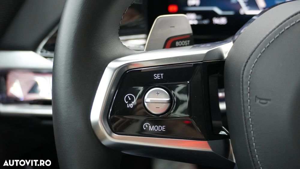 BMW Seria 7 740d xDrive - 27