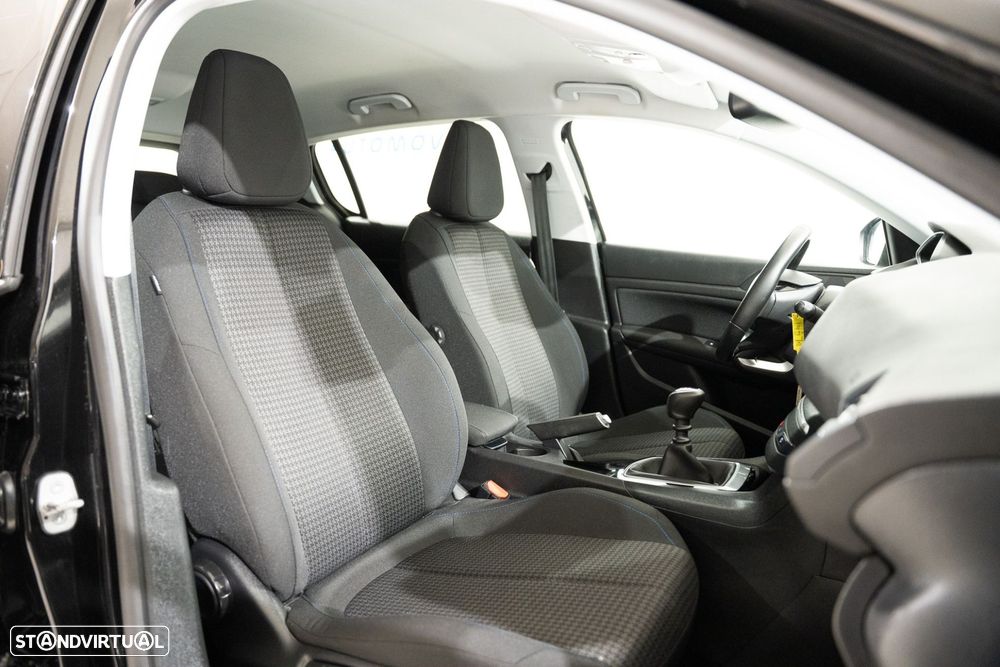 Peugeot 308 1.2 PureTech Style - 20