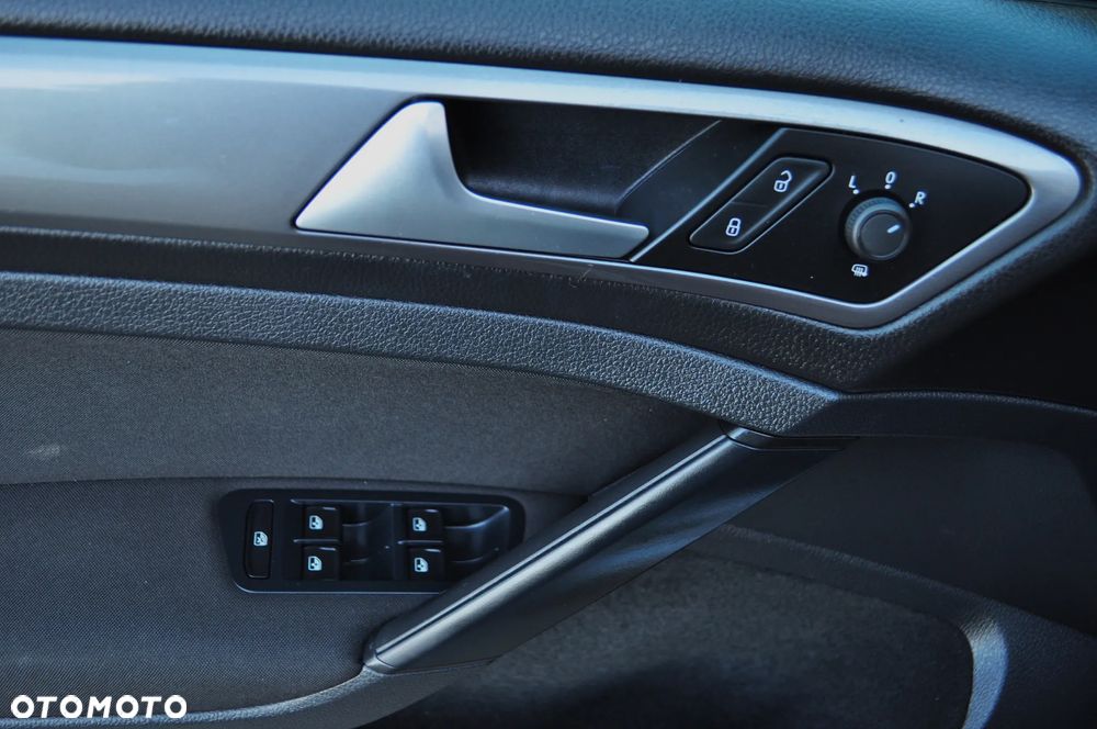 Volkswagen Golf 1.2 TSI BlueMotion Technology Trendline - 28