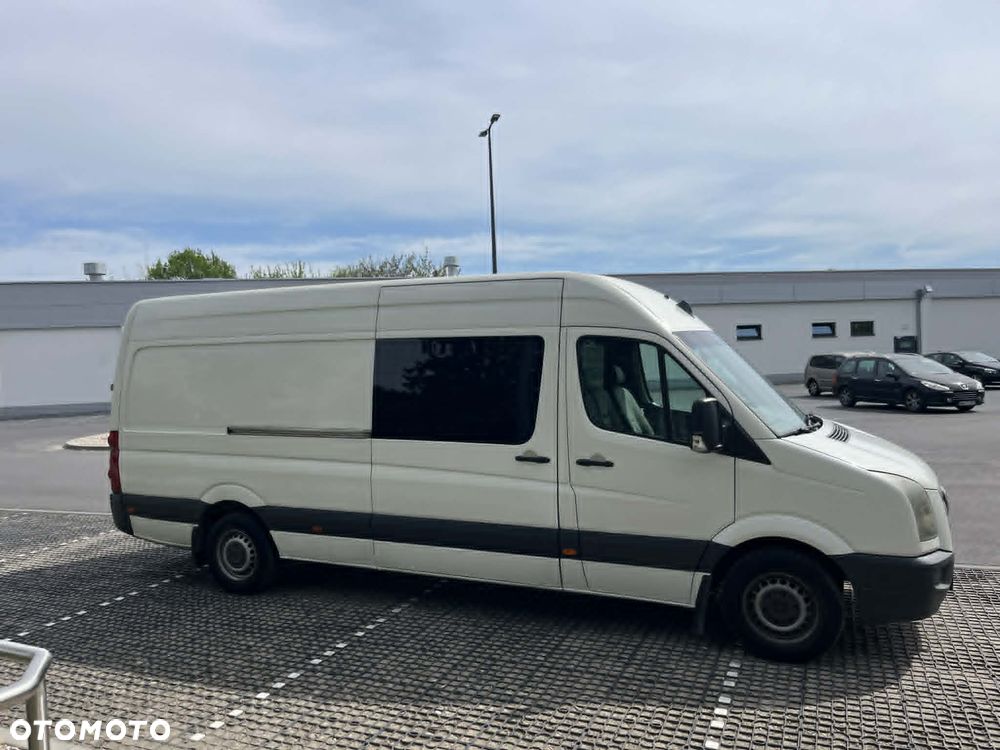 Volkswagen Crafter - 2