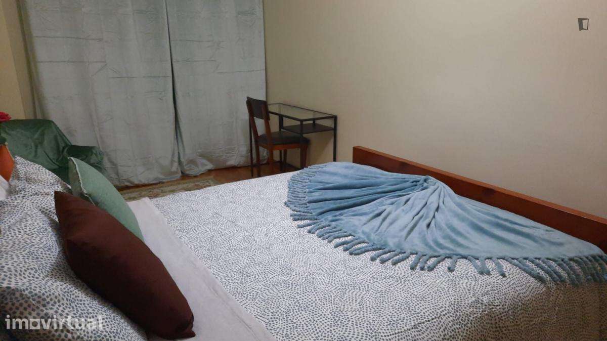 Quarto - localizado em Arroios Lisbon - Grande imagem: 3/14