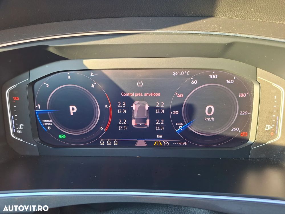 Volkswagen Tiguan - 26