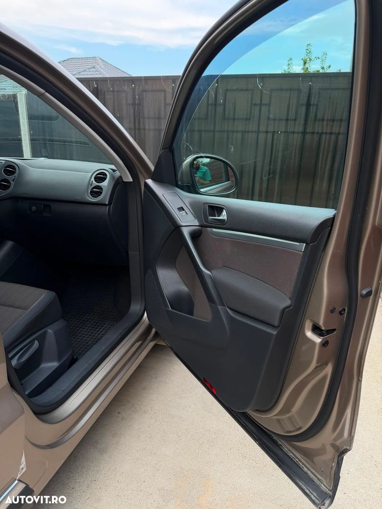 Volkswagen Tiguan 2.0 TDI 4Motion BMT Sport & Style - 22