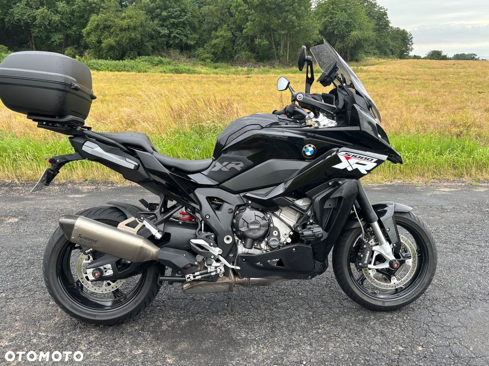 BMW S - 4