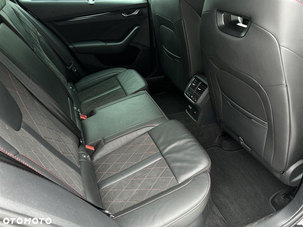 Skoda Octavia 2.0 TDI 4x4 RS DSG - 10