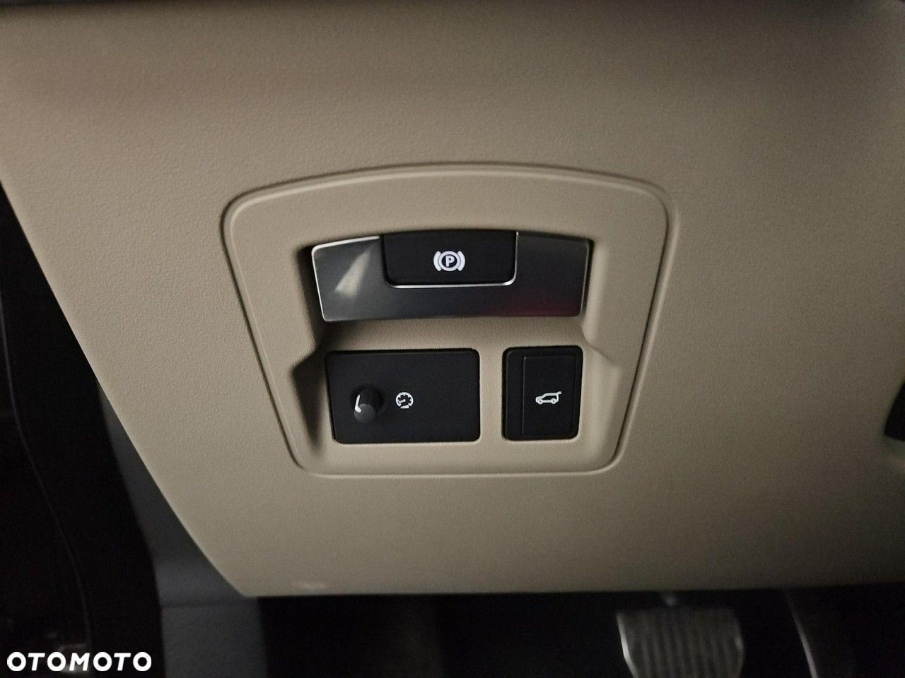 Land Rover Range Rover Velar 2.0 Si4 GPF SE - 17
