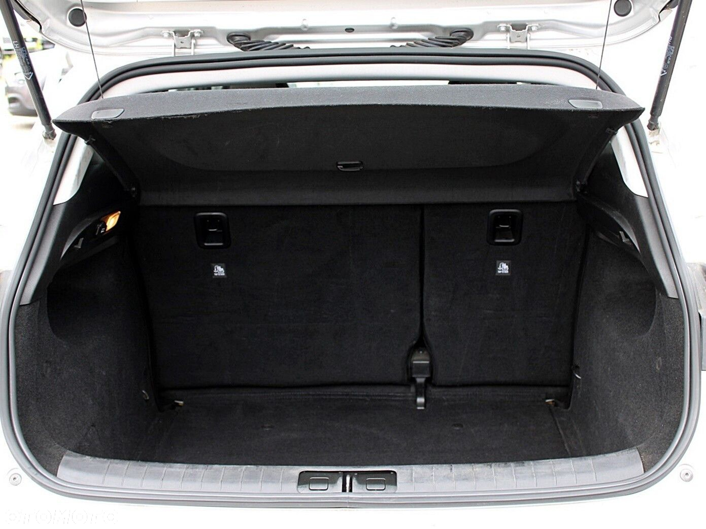 Fiat Tipo 1.4 T-Jet 16v Lounge EU6d - 10