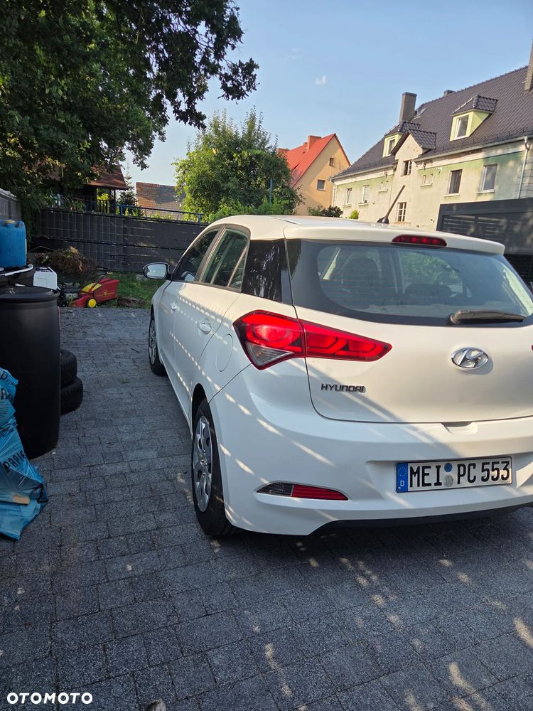 Hyundai i20 - 9