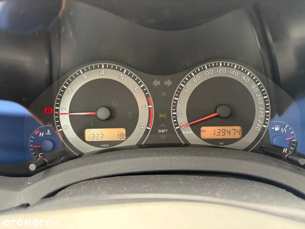 Toyota Auris 1.6 Premium - 6