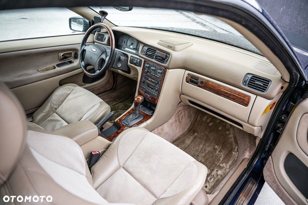 Volvo C70 - 22