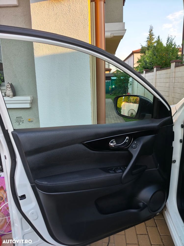 Nissan Qashqai 1.5 DCI Start/Stop N-Connecta - 30