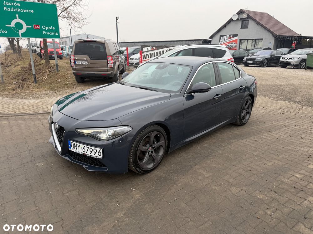 Alfa Romeo Giulia 2.2 Super - 3