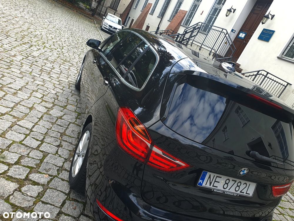 BMW Seria 2 ver-218d-advantage - 8