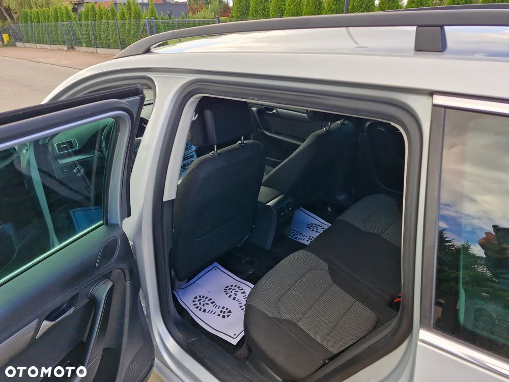 Volkswagen Passat 2.0 TDI Comfortline - 11