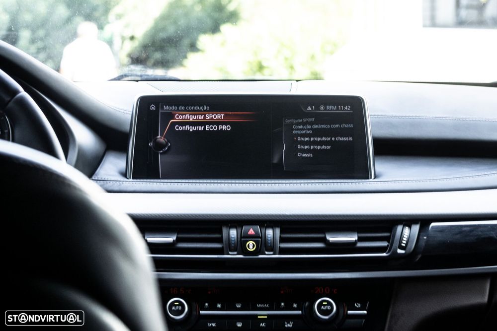 BMW X5 25 d sDrive Pack M - 38