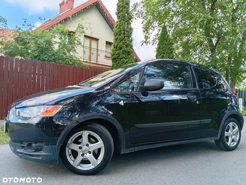 Mitsubishi Colt - 1