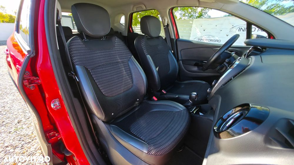 Renault Captur TCe 120 EDC Helly Hansen - 21