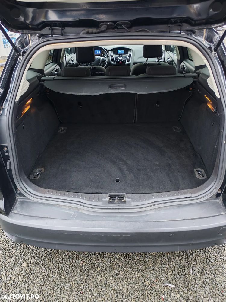 Ford Focus 1.0 EcoBoost Start-Stopp-System Titanium - 26