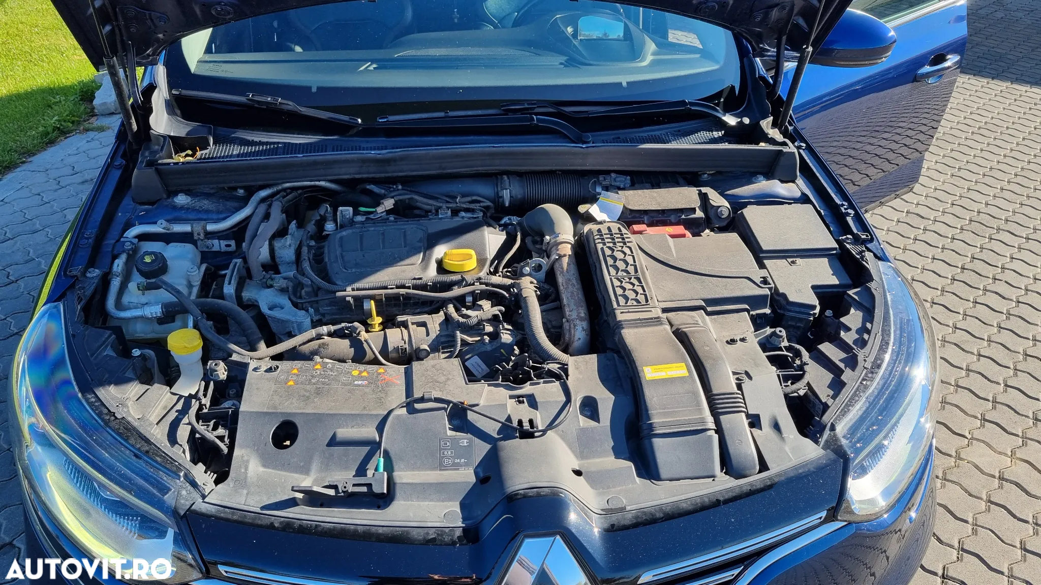 Renault Megane ENERGY dCi 165 EDC BOSE EDITION - 10