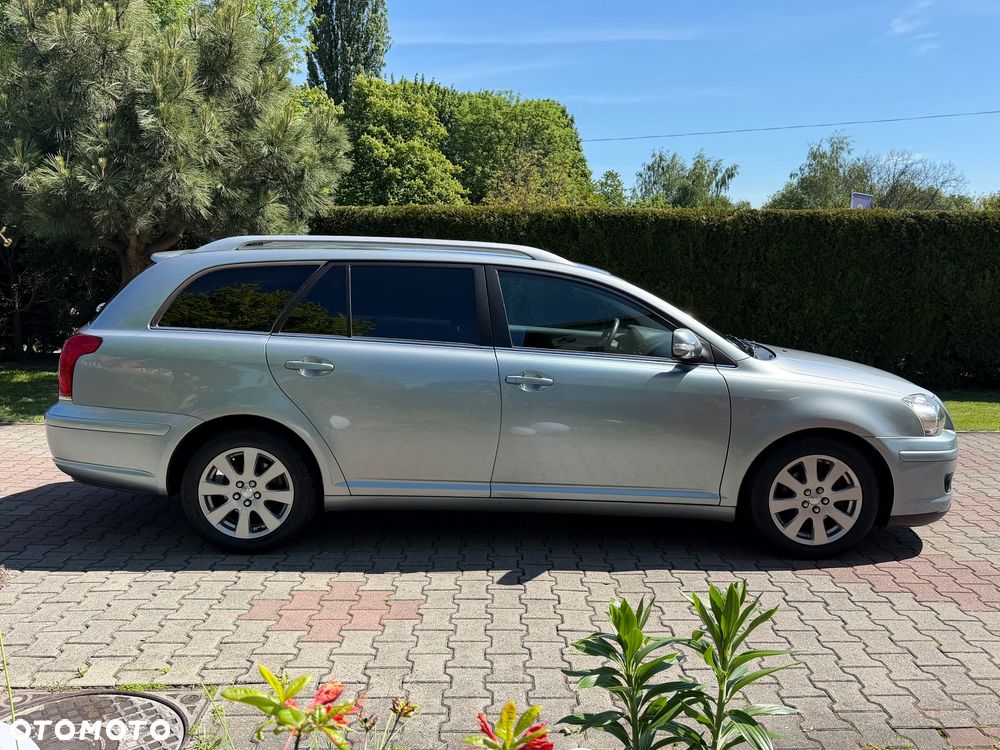 Toyota Avensis 1.8 VVT-i Edition - 6