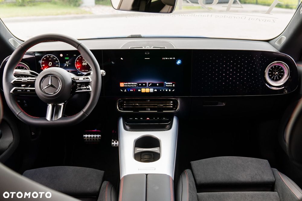 Mercedes-Benz CLA - 16