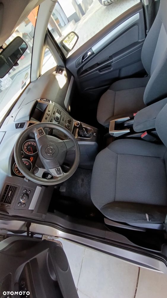 Opel Zafira 1.8 Enjoy - 5
