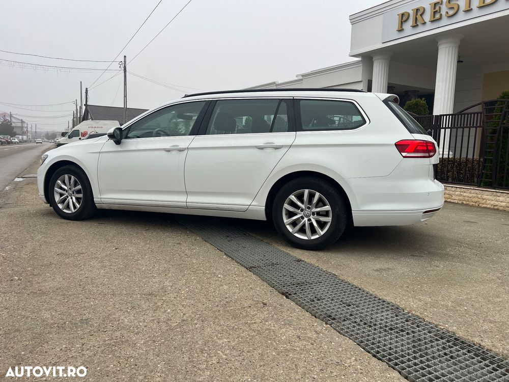 Volkswagen Passat Variant 2.0 TDI DSG (BlueMotion Technology) Comfortline - 18