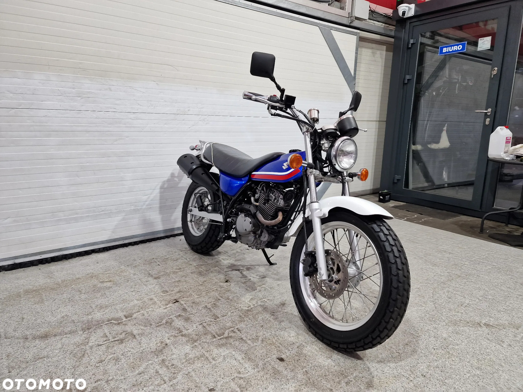 Suzuki RV - 3