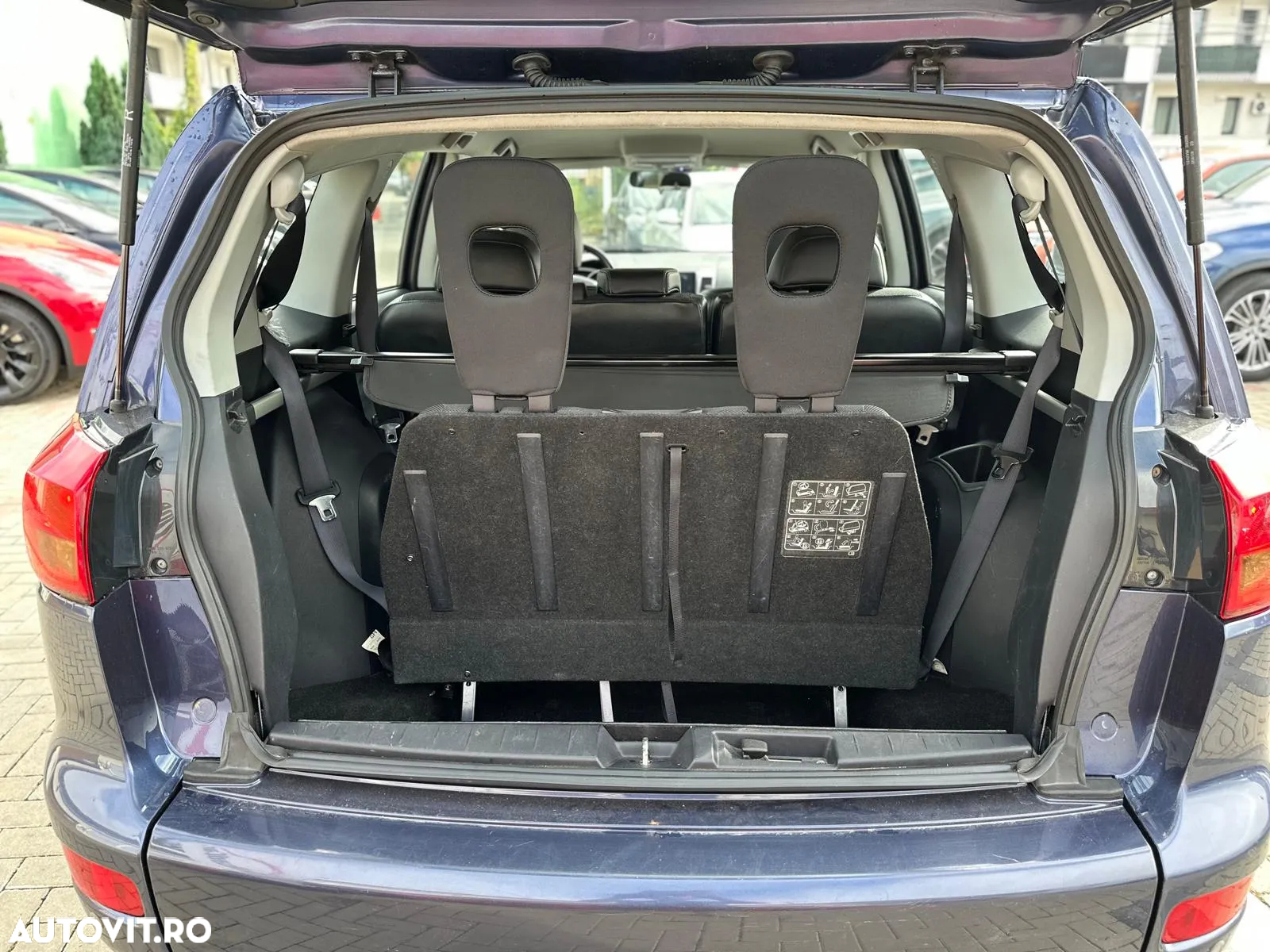 Peugeot 4007 HDI FAP 7-Sitzer Active - 20