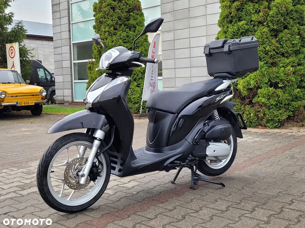 Honda SH - 17