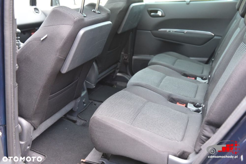 Peugeot 5008 - 16