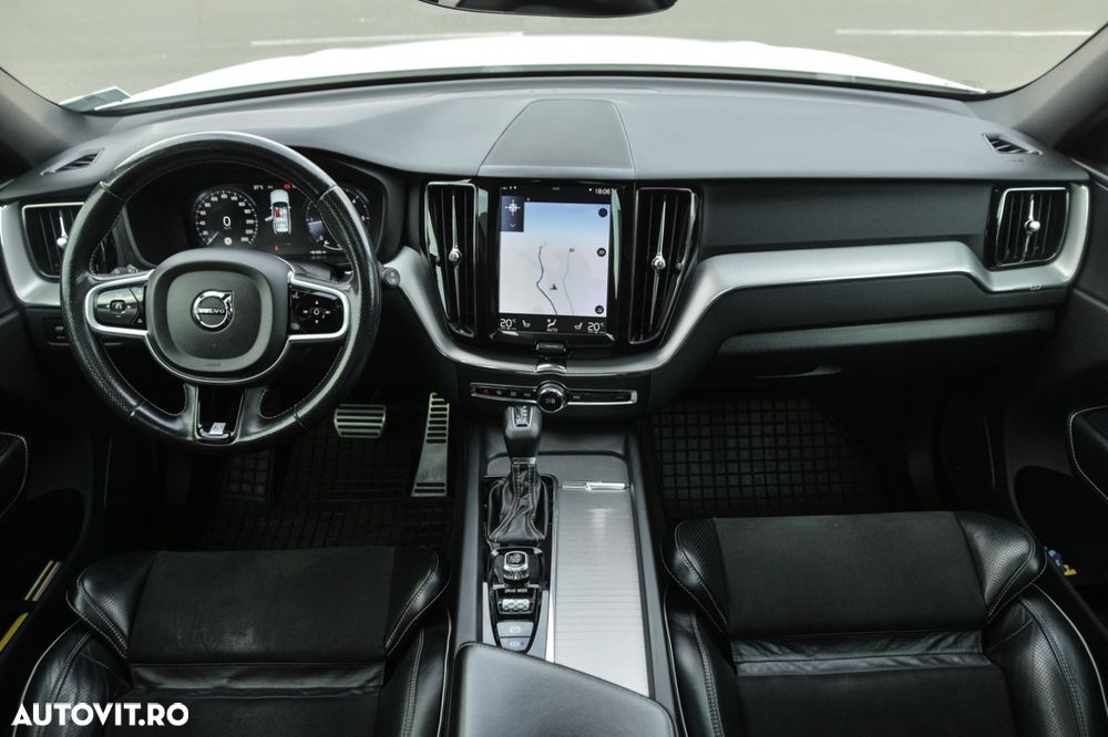 Volvo XC 60 D4 AWD R-Design - 6