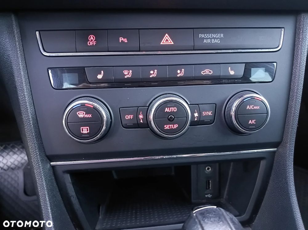 Seat Leon 1.4 EcoTSI Style S&S DSG - 10